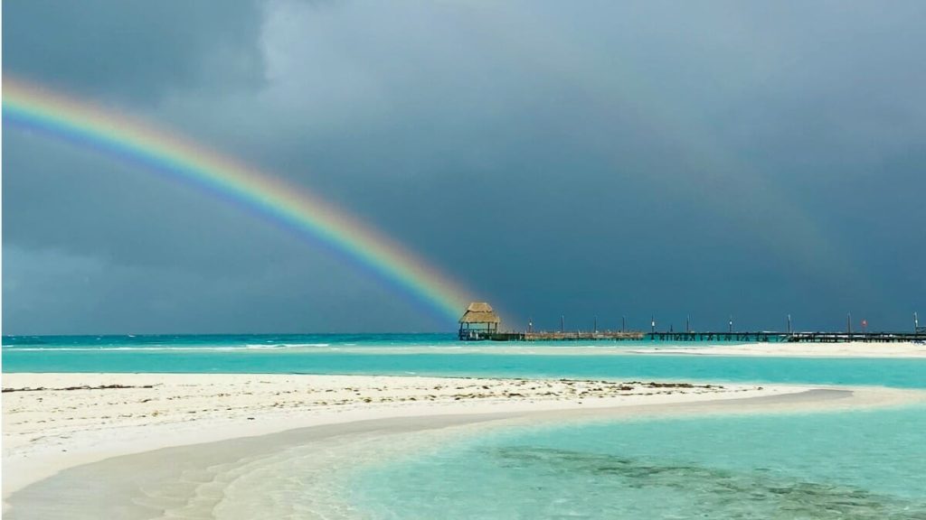 SECRETS RESORTS & SPA.